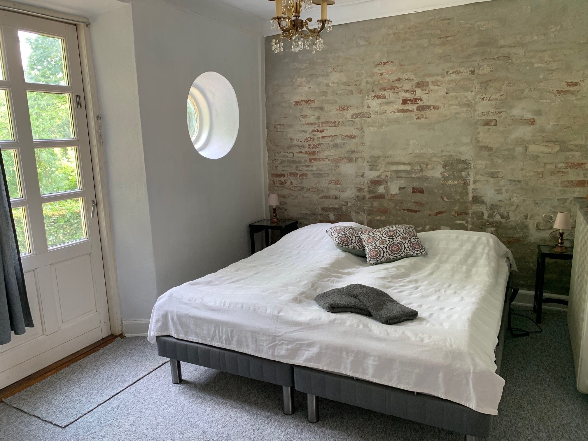 Casa clásica | Tabla de planchar con plancha, wifi gratis y ropa de cama 