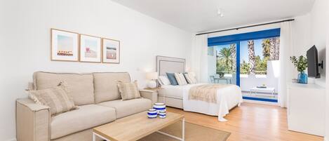 Bügeleisen/Bügelbrett, Internetzugang, Bettwäsche