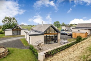 Exterior - Forget Me Not Lodge (Bamburgh)