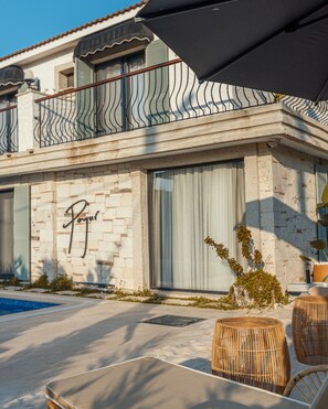 Front of property - Panjur Otel  (Cesme)