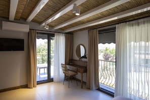 Chambre Double Standard | Décoration personnalisée, Wi-Fi gratuit, draps fournis