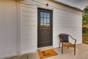 تفاصيل الفندق من الخارج