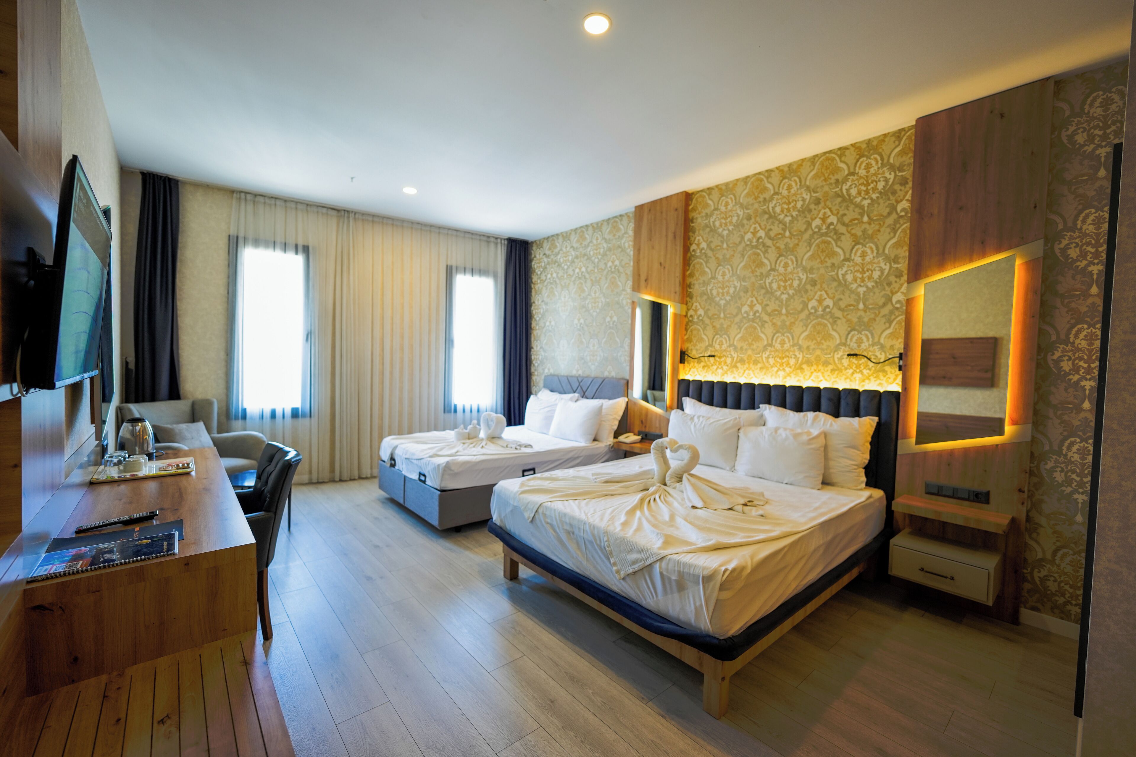 Superior Quadruple Room | Minibar, in-room safe, soundproofing, free WiFi