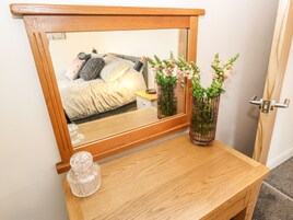 2 habitaciones, decoración personalizada y muebles diferentes