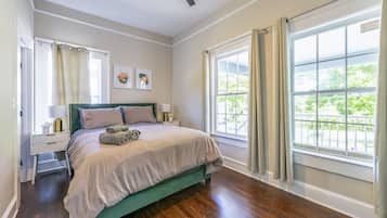 6 Schlafzimmer, Bügeleisen/Bügelbrett, kostenloses WLAN, Bettwäsche