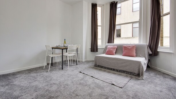 Interior - Sea La Vie 2 Bedroom Flat-Bournemouth Town Centre (Bournemouth)
