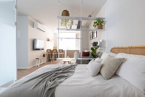 Apartment | 1 bedroom, desk, free WiFi, bed sheets - Cozy Sanctuary with a Modern Twist by Sea N Rent (Tel Aviv)