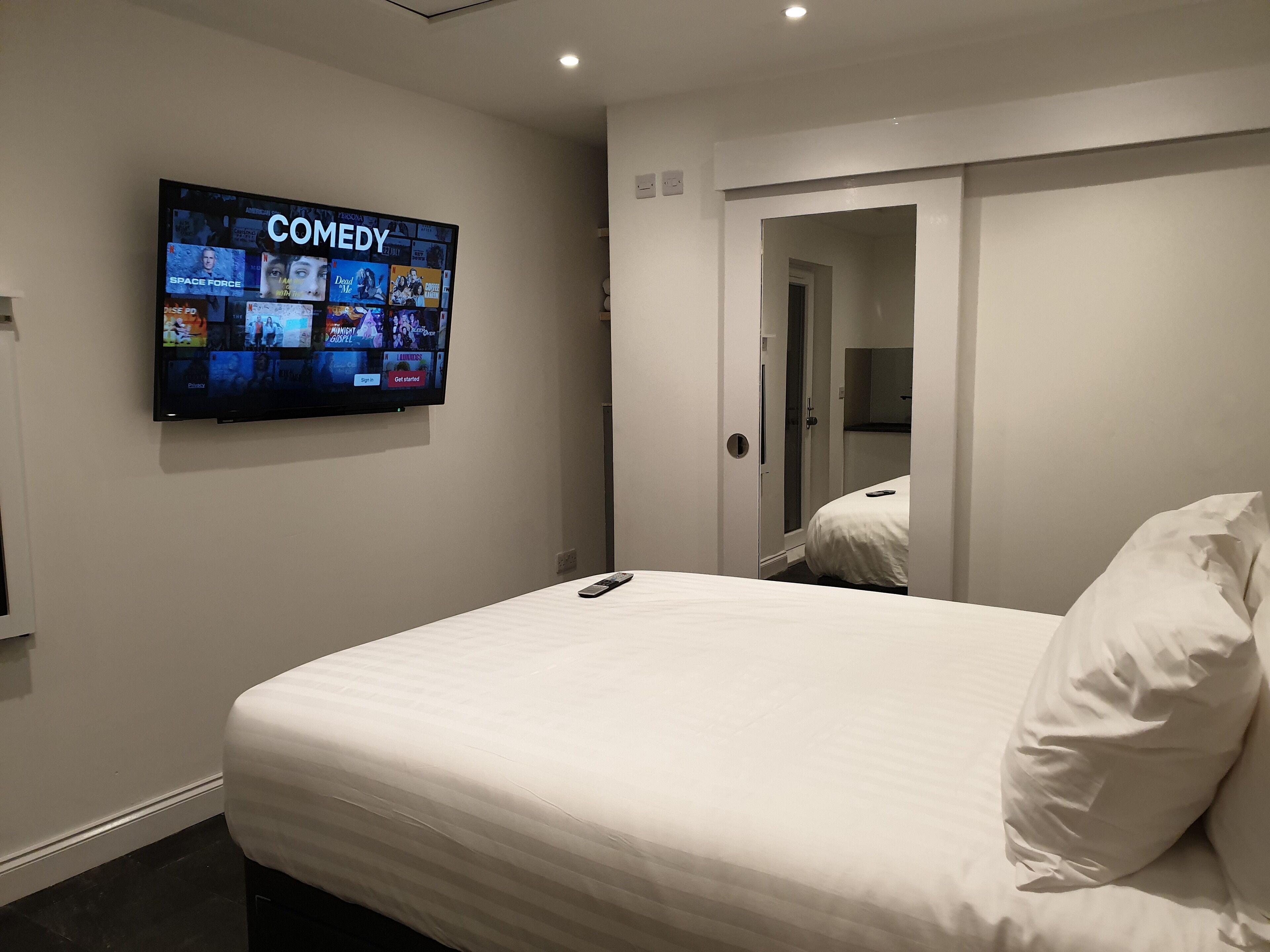 1 Schlafzimmer, Schreibtisch, Bügeleisen/Bügelbrett, WLAN