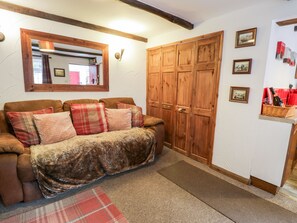Cottage | 1 bedroom, individually decorated, individually furnished - Griers Cabin (Whitby)