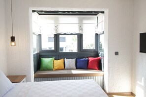 Chambre supérieure double | Literie de qualité, lit avec matelas Select Comfort, minibar, bureau