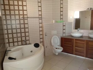 Apartment, 3 Bedrooms | Bathroom - Stay.Plus Mount Kenya Road Nyali (Mombasa)