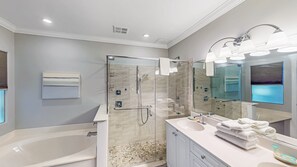 Ensemble douche/baignoire, serviettes fournies