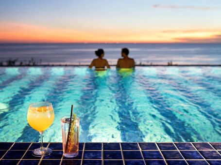 Tribe Bali Kuta Beach – Affordable hotel in Kuta