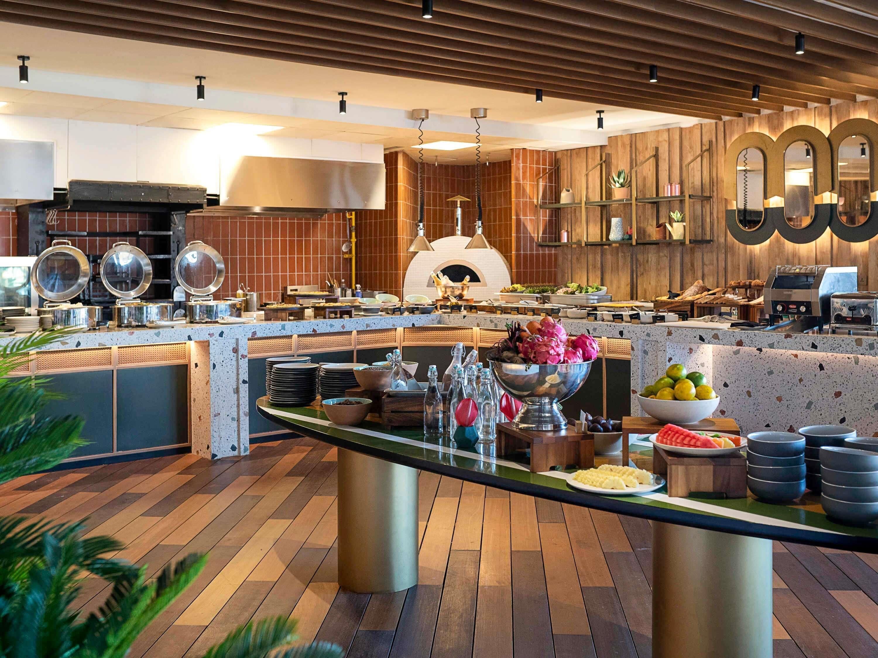 Daily buffet breakfast for a fee