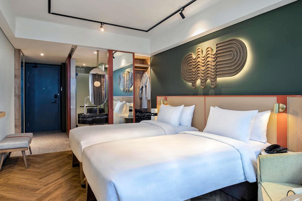 Minibar, in-room safe, blackout drapes, soundproofing