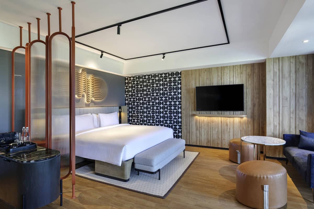 Minibar, in-room safe, blackout drapes, soundproofing
