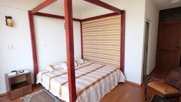 Chambre Simple | Coffres-forts dans les chambres, décoration personnalisée