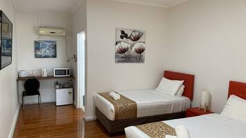 Individually decorated, individually furnished, bed sheets