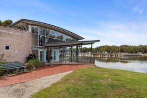 Exterior - Torrumbarry Motel (Torrumbarry)
