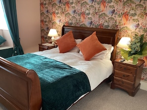 3 Schlafzimmer, Bügeleisen/Bügelbrett, kostenloses WLAN, Bettwäsche
