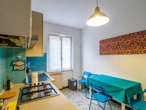 Apartment, 2 Bedrooms, Kitchen | Private kitchen