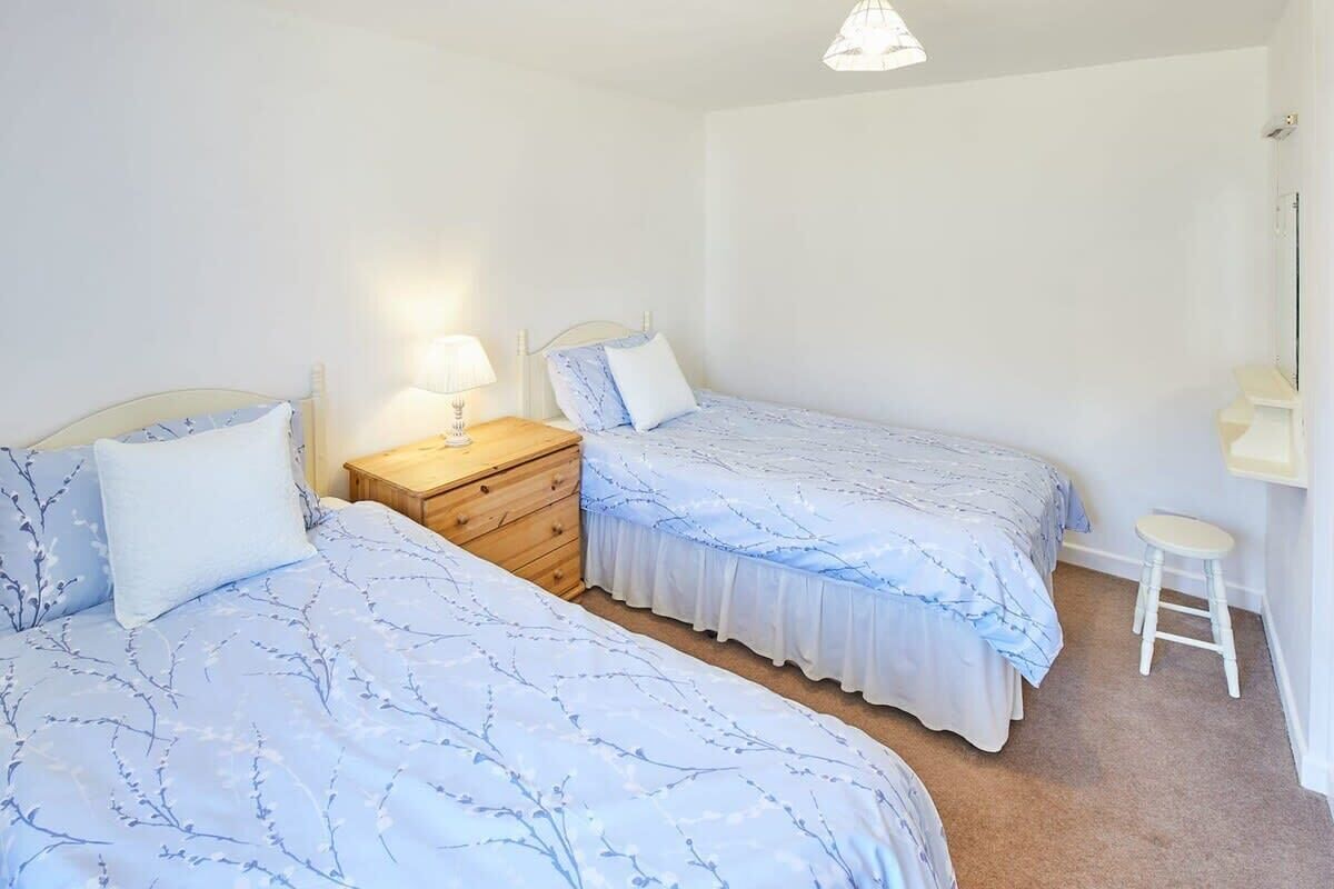 Host & Stay | Swingletree Cottage