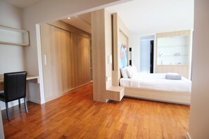 2 slaapkamers, een kluis op de kamer, een strijkplank/strijkijzer