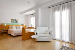 3 bedrooms, soundproofing, iron/ironing board, free WiFi