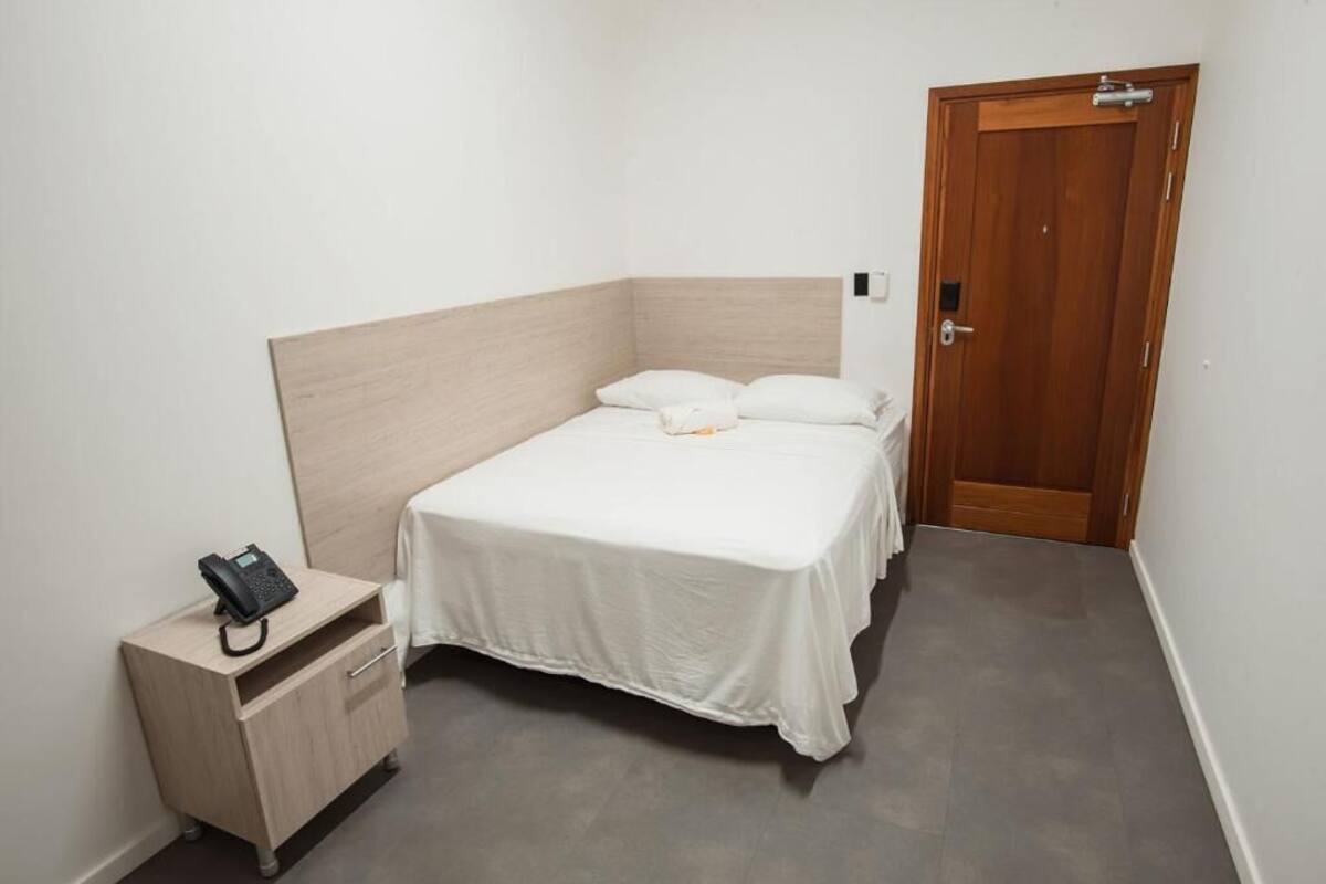 標準客房 | 高級寢具、迷你吧、客房內保險箱、書桌