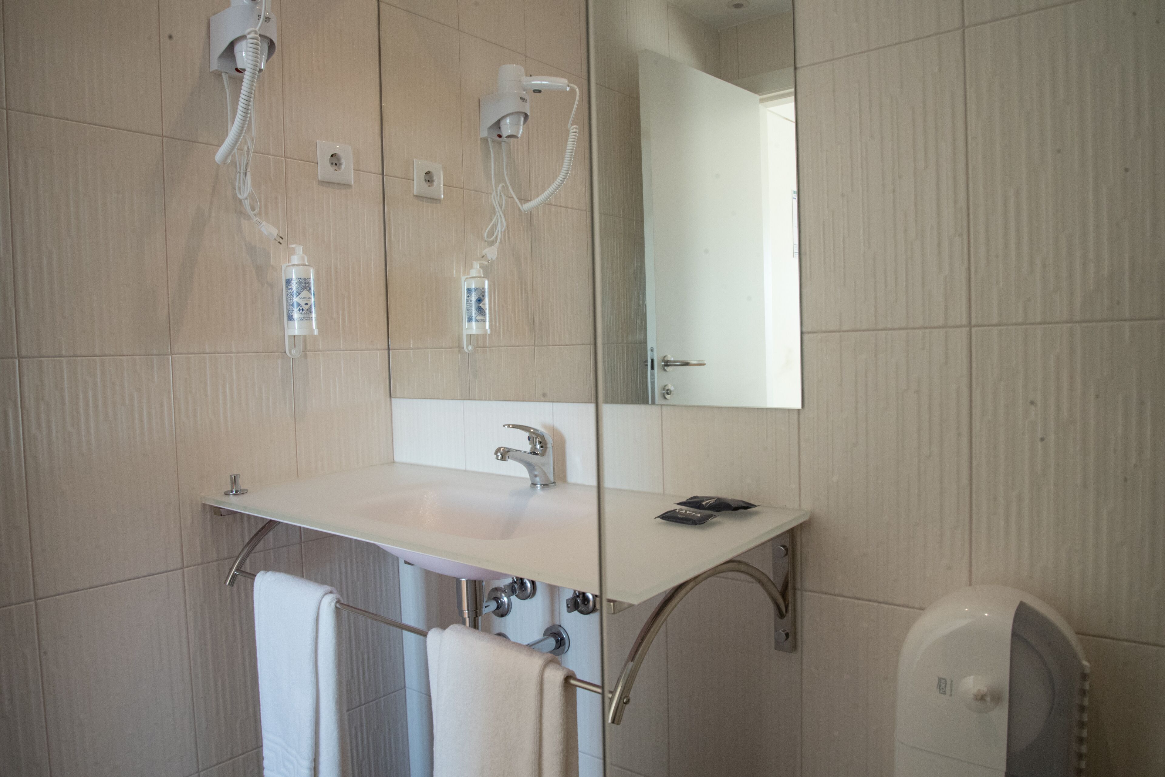 Photo - Hotel Porto Interface Trindade By Kavia