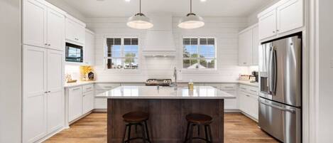 Fridge, microwave, oven, dishwasher
