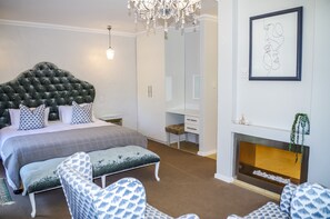 Fireplace - Katberg Mountain Resort & Hotel (Nkonkobe)