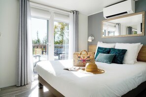 Lodge prestige | Blackout drapes, iron/ironing board, free WiFi, bed sheets -  Les Etangs de la Bassée (Gravon)