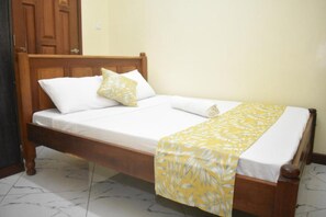 Apartment, 2 Bedrooms | 2 bedrooms, travel crib, free WiFi, bed sheets