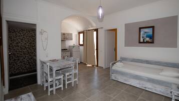 Superior-Apartment, Balkon | Wohnbereich