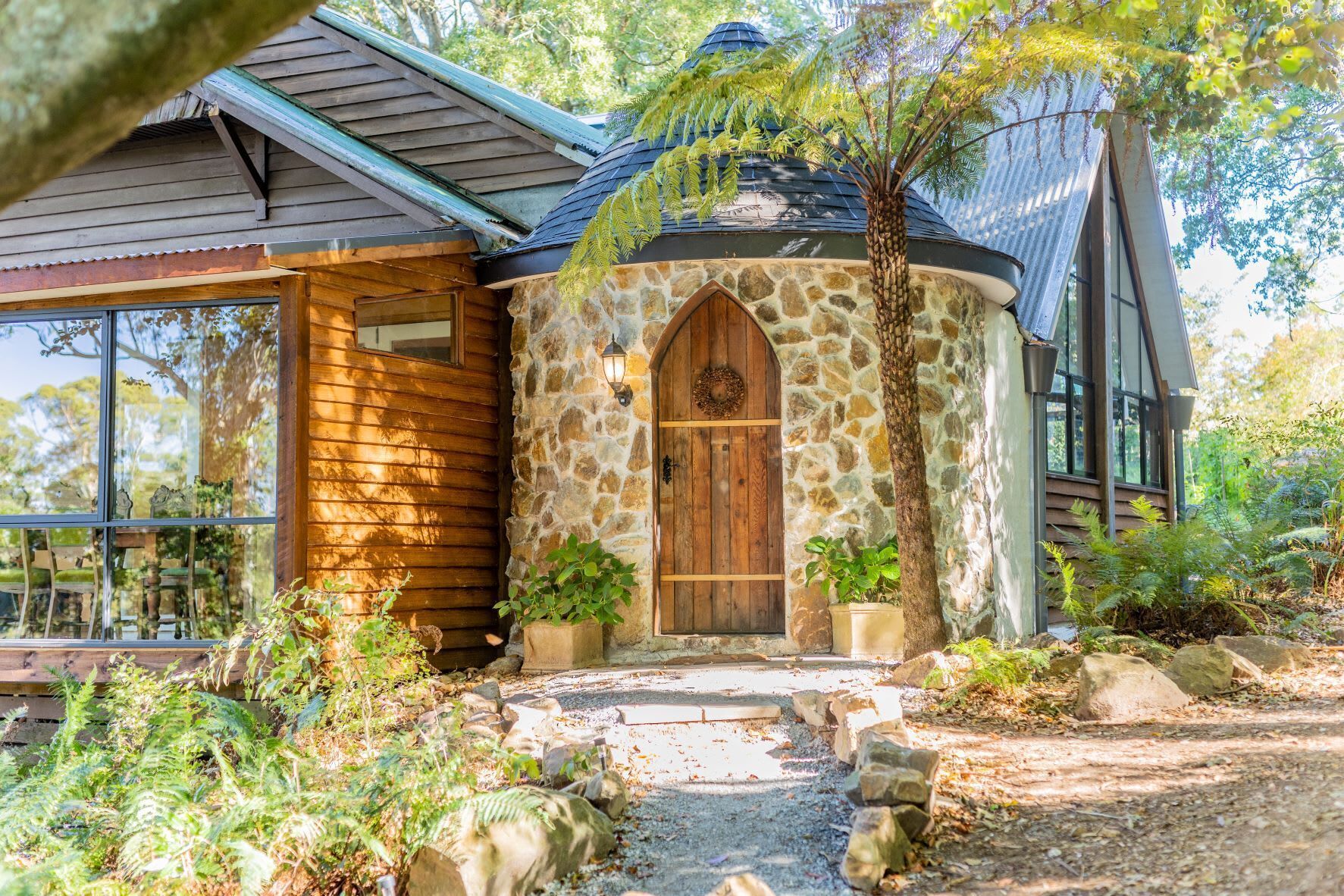 Winter getaway - Architecturally Designed 3BR Home