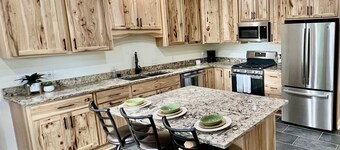 Private Ridge top Cabin/House