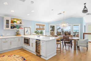 Interior - Ready for Rentals- All New Kitchen- Stunning Interior (Captiva)