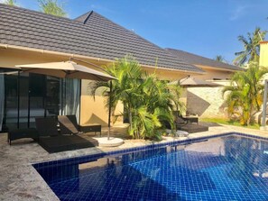 Outdoor pool - Stay.Plus Diani Luxe Villas (Diani Beach)