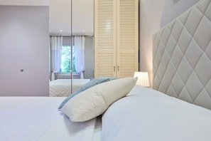 3 室のベッドルーム、アイロン / アイロン台、WiFi、ベッドシーツ