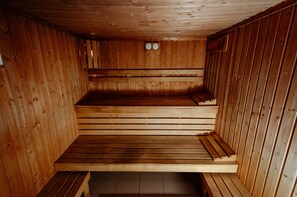 커플 트리트먼트룸, 전신 트리트먼트, 핫스톤 마사지, 임산부 마사지, 바디 스크럽, 페이셜 트리트먼트