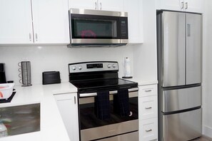 纸巾、厨房岛台