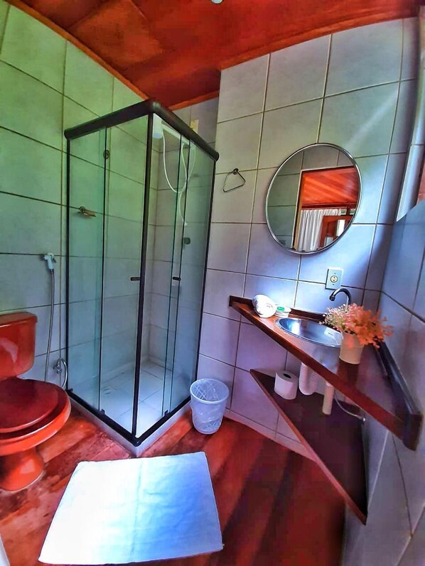 Habitación doble Deluxe, 1 habitación, vista a la montaña, junto a la montaña | Baño