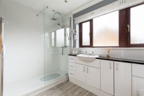 Ferienhaus | Badezimmer