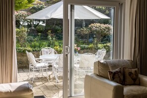 Cottage | Interior - Water Hop (Poole)