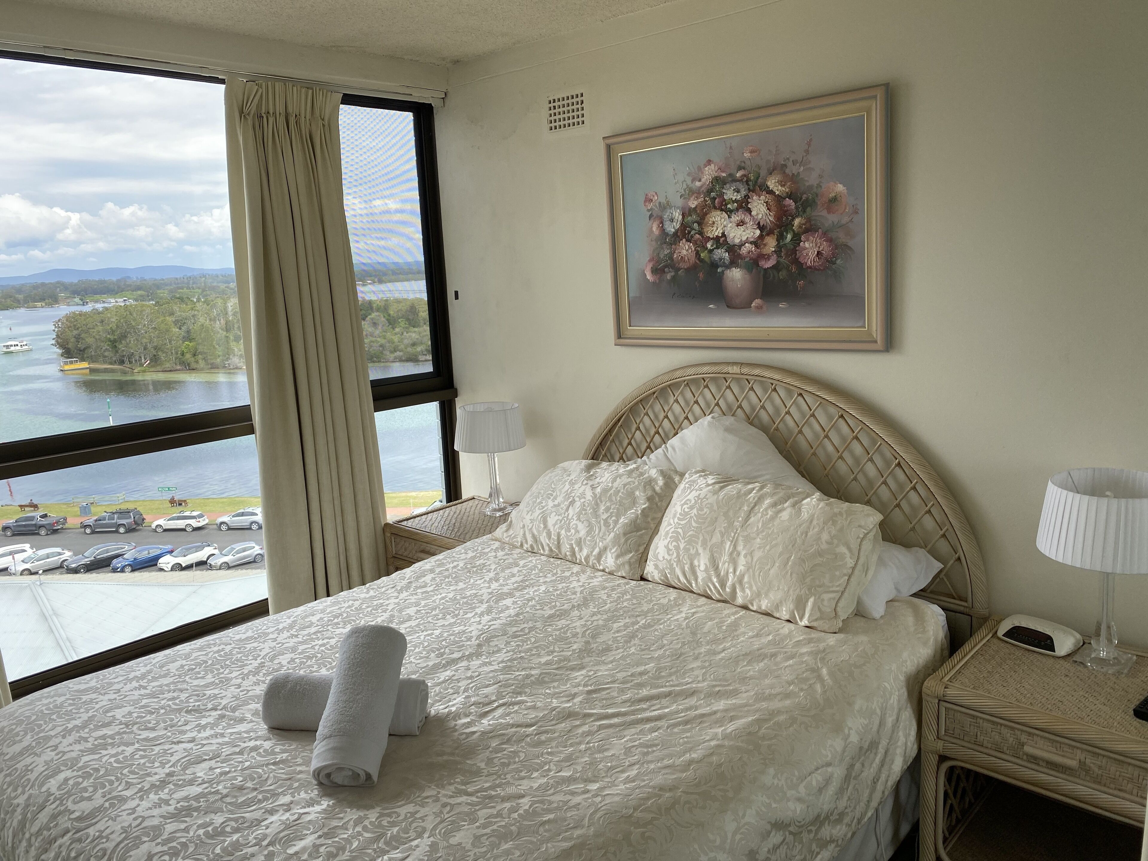 2 bedrooms, iron/ironing board, travel cot, free WiFi