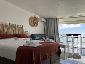 2 bedrooms, in-room safe, desk, iron/ironing board - Studio Ocean Sunrise, breathtaking sea view, swimming pool on Orient Bay beach (Cul-de-Sac)