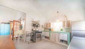 Private kitchen - NEW! Seven Seas Grand-Turk (Cockburn Town)