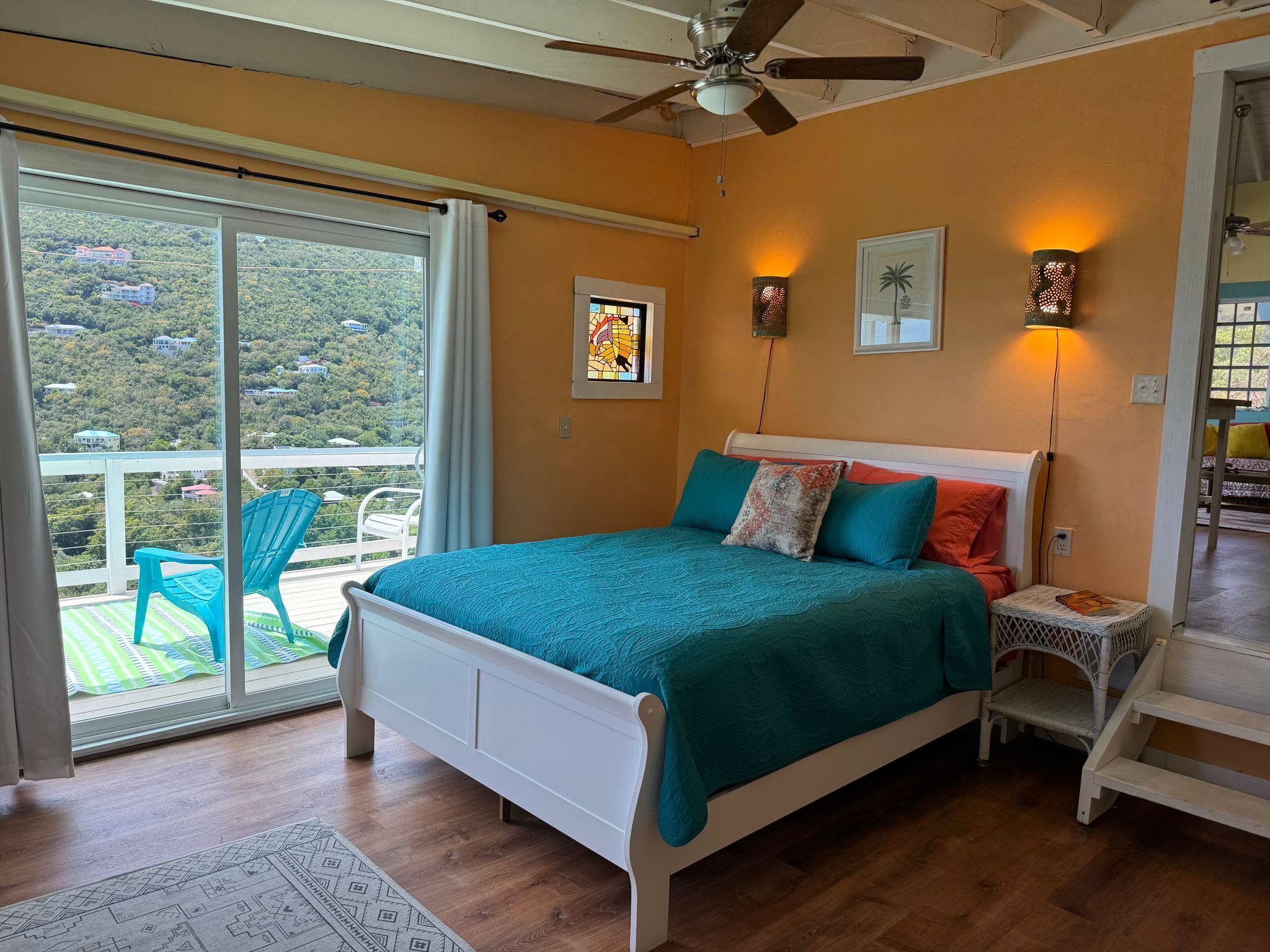 2 bedrooms, desk, free WiFi, bed sheets