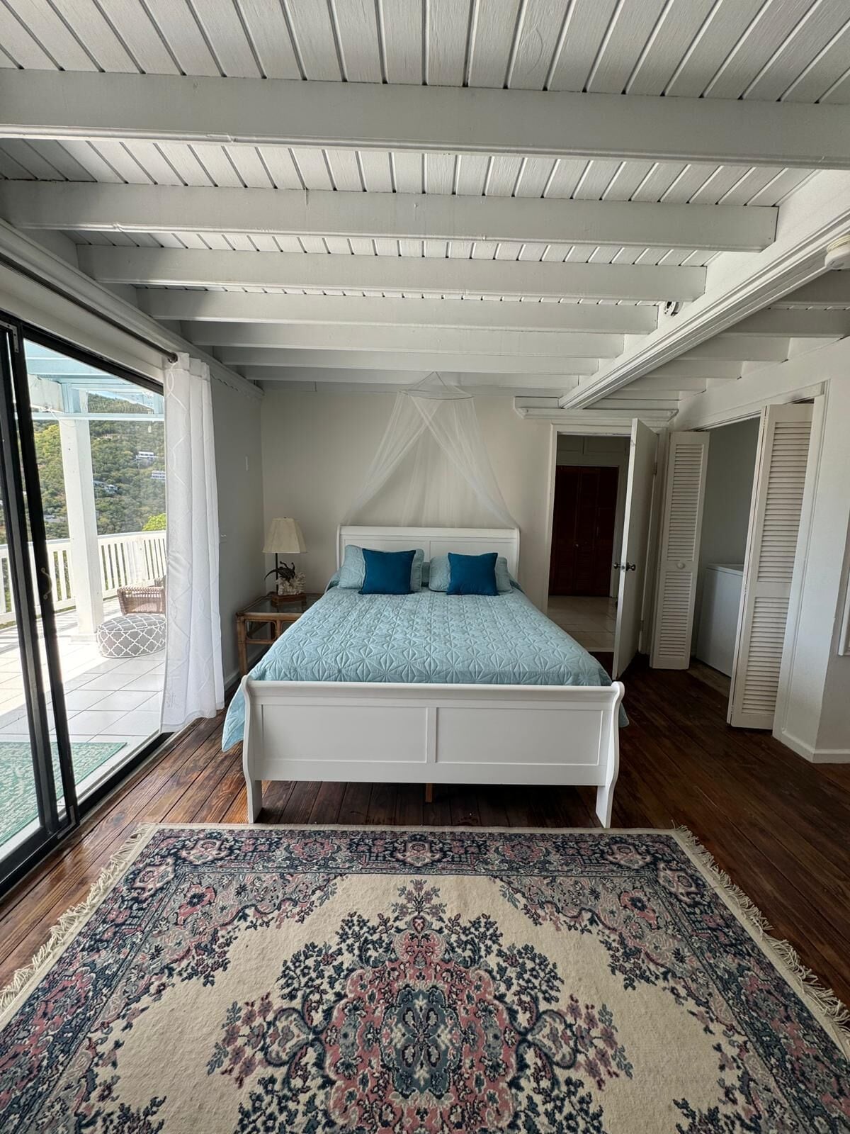 2 slaapkamers, een bureau, gratis wifi, beddengoed